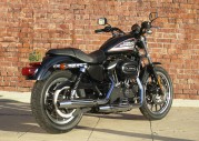 Harley-Davidson XL 883 R Sportster